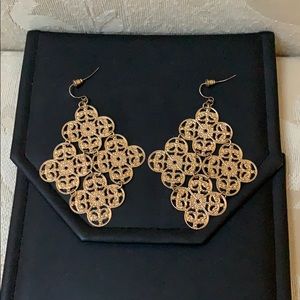 Women’s Earrings